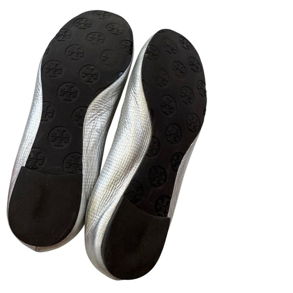 Tory Burch Leather Silver Metallic Ballet Flat Size 6.5 - Picture 7 of 13